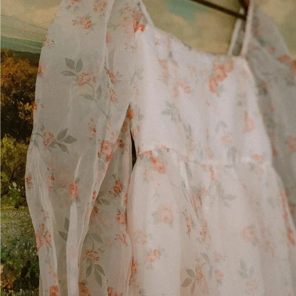 SHEIN puff sleeve floral dress - Picture 3 of 7